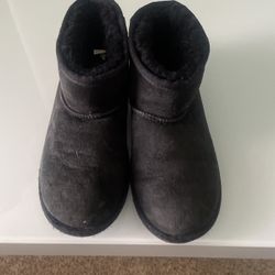 Ugg Boots Size 4