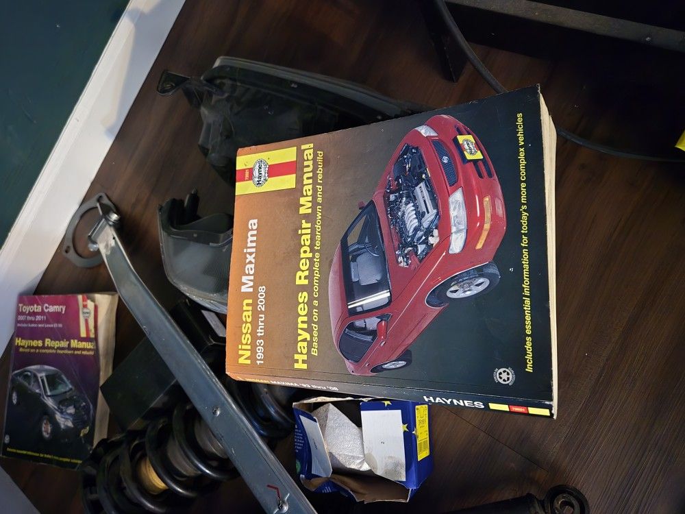 Nissan Maxima Parts (5th Gen)