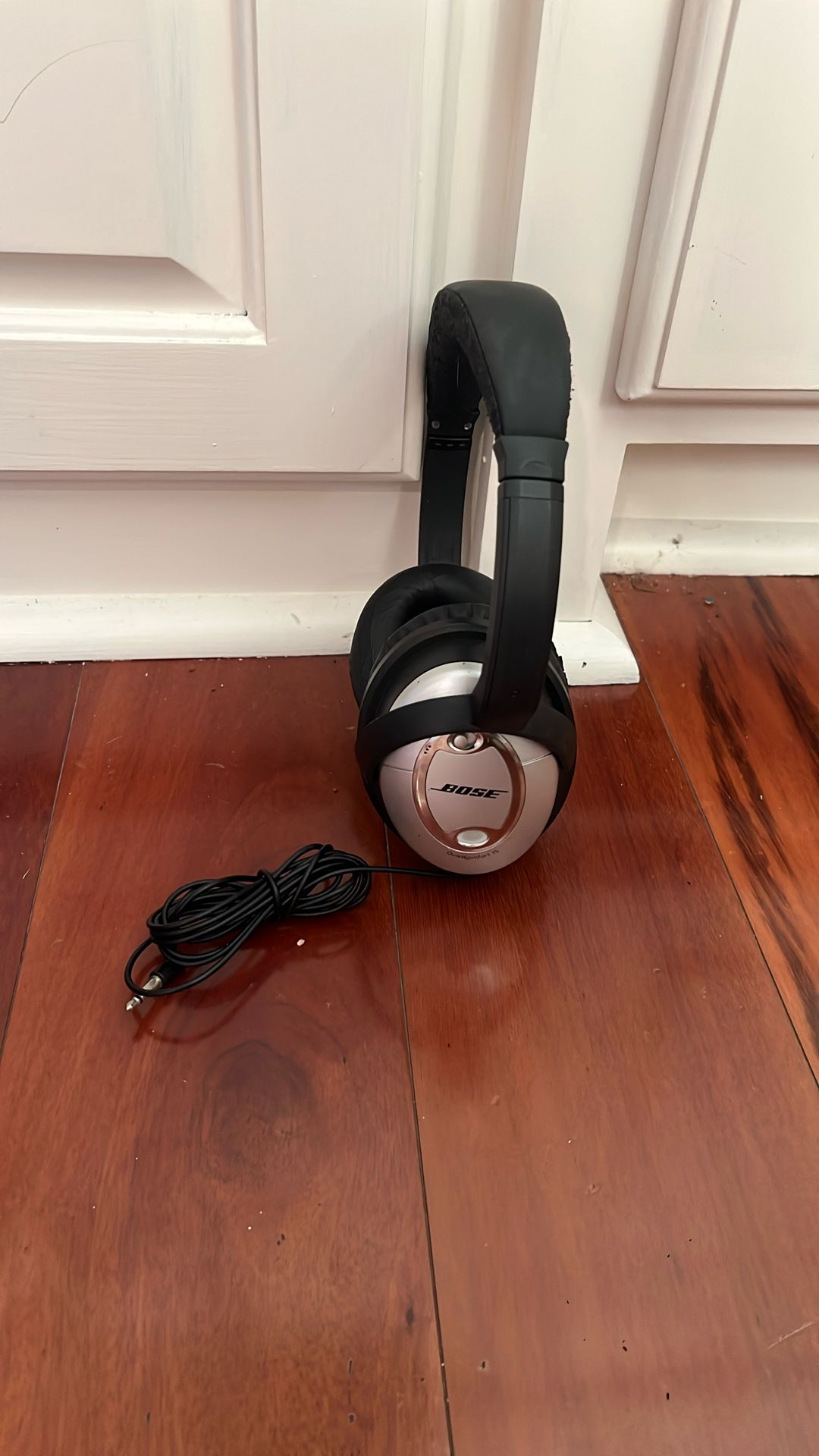 Bose QuietComfort 15 WIRED Headphones