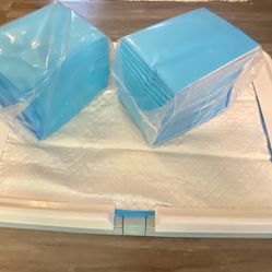 Never used indoor potty trainer for small pets With Potty pads  Like New 