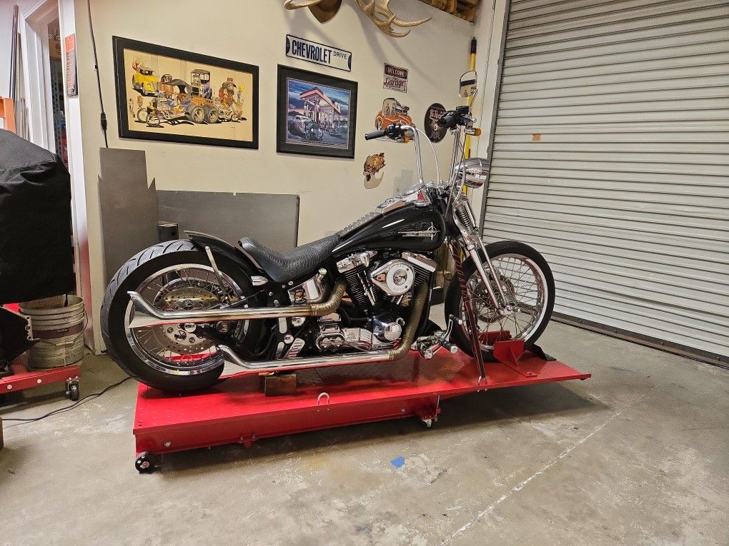 Harley-Davidson Softail Custom