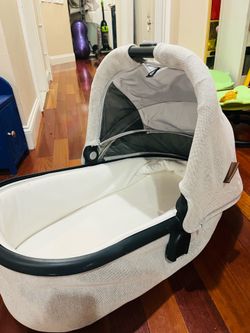 Uppa Baby Bassinet