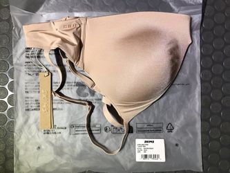 SKIMS Wireless Form Tshirt Bra - 34D