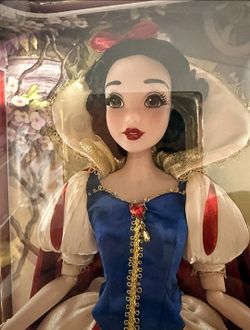 NIB! 2026 Shanghai Disneyland 10th Anniversary Snow White Limited Edition  Doll W/COA .. 1 of 3,850