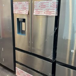 BRAND NEW REFRIGERATOR