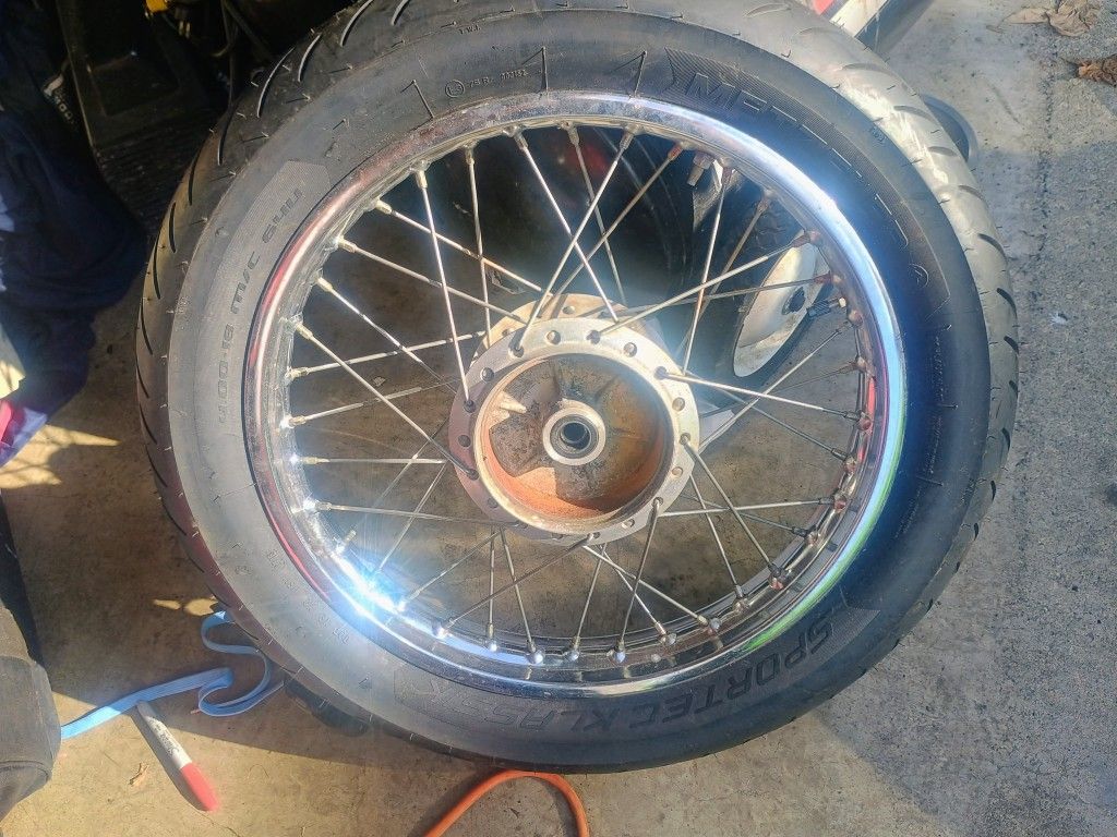 Brand New Mounted 18-in Tire And Rim 40 Bucks