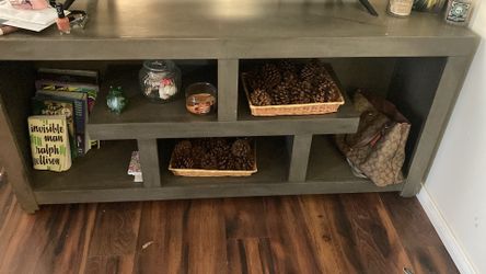 Sofa Chico y TV Stand for $100.00
