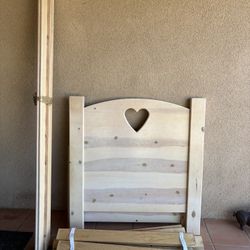 Nice Wood Twin Bed 