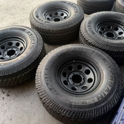 16” Chevy Pattern Wheels 33” Tires Radial LT Silverado Tahoe Sierra Escalade Titan 