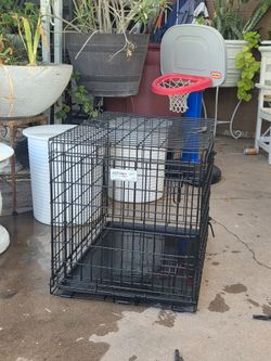 Dog crate