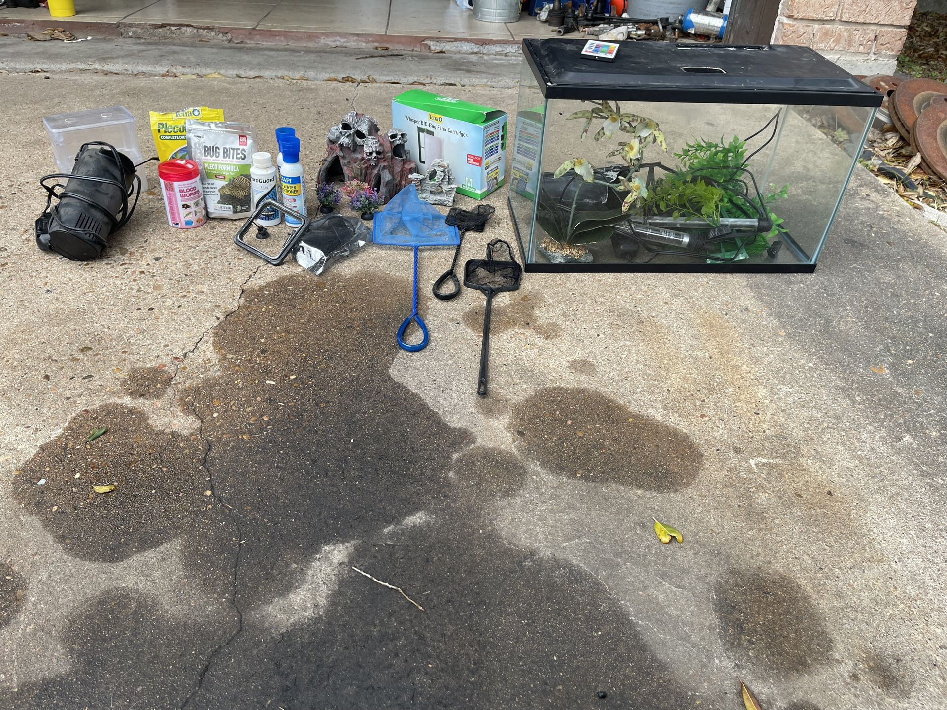 Fish Tank With Accessories