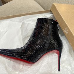 Christian Louboutin Spade Bootie Heels Size 7US OR 37.5 UK $500