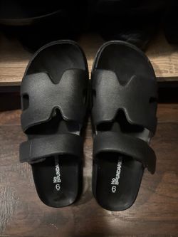 No Boundaries Black Double Strap Slides