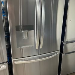 NEW OPEN BOX LG FRENCH STYLE REFRIGERATOR 