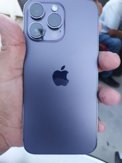Parting out for part's iPhone 14 pro max locked phone