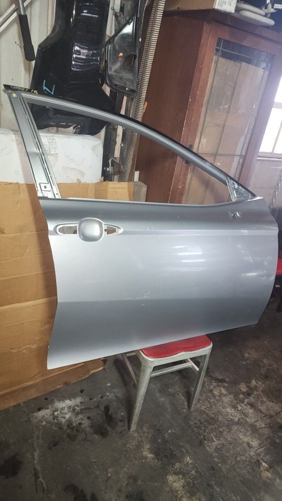 2018-2024 TOYOTA CAMRY RH FRONT DOOR SHELL