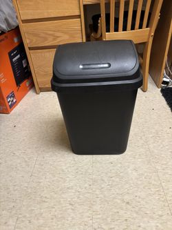 Mini Trash Can
