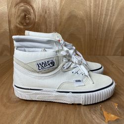Vans cap Mash Hi Lx Womens Size 6 