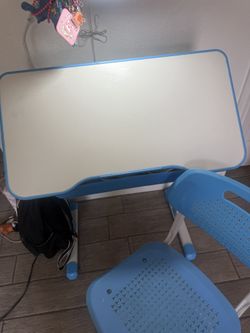 Desk & Chair