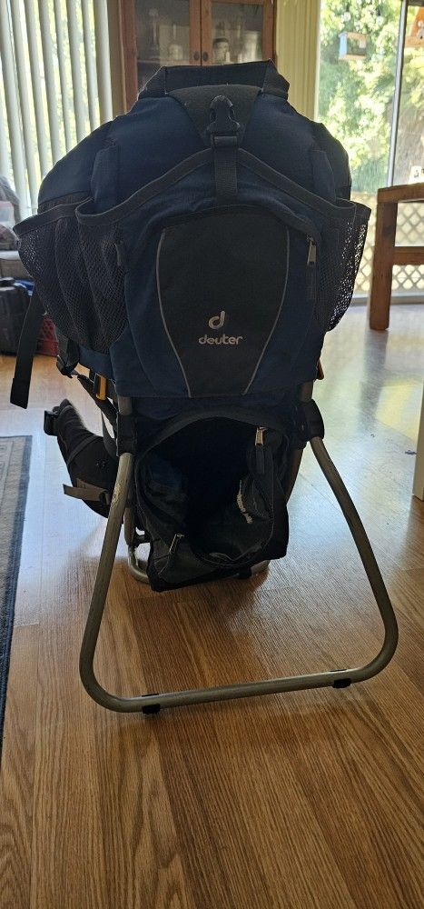 DEUTER Kid Comfort 2 Child Carrier Hiking Framed Folding Stand Up Backpack