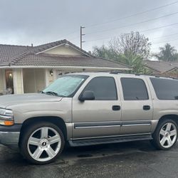 Chevrolet Suburban 2002