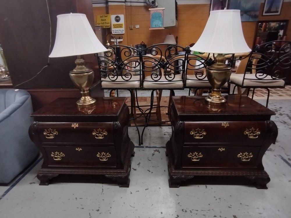 Premium Mahogany Pair of Bombe Nightstands by Century Furniture Available