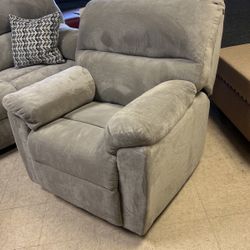Rocker recliner Brand New $400