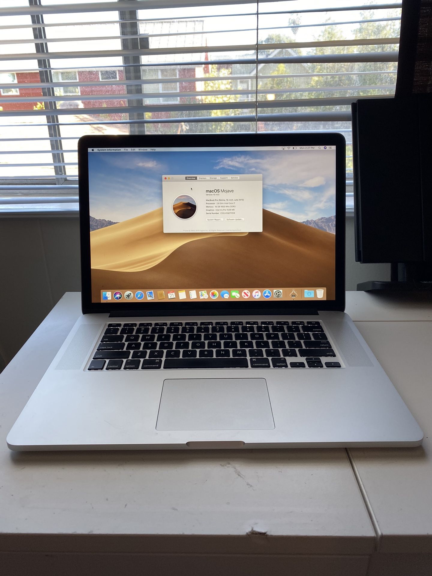 MacBook Pro 15” 2013 2.6GHz I-7, 16GB Ram, NVIDIA Graphics, 500GB SSD, 204CC