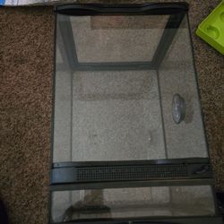 12x12x18  Gecko Tank + Accessories