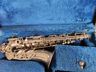 Jupiter Alto Saxophone With Case
