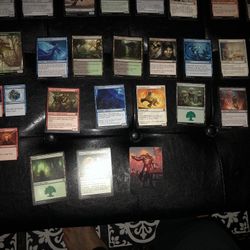 39 Magic The Gathering Cards . 