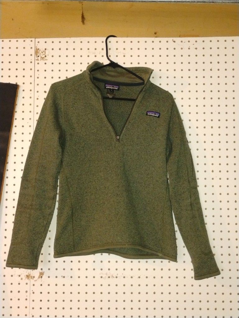 Unisex Adult Small Green Patagonia Jacket