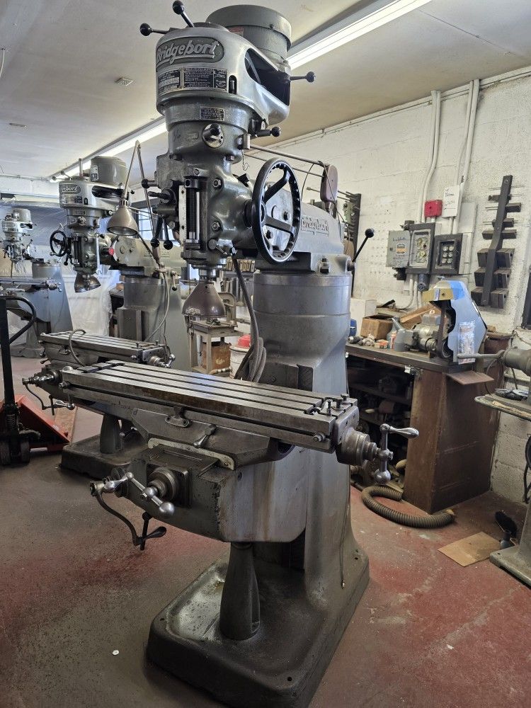Bridgeport Milling Machine 12x36