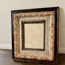 antique wooden carved picture frame 17/19”