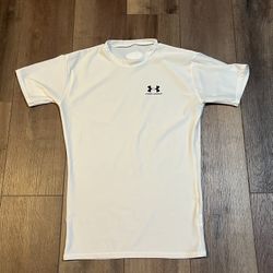 Under Armour Big Kids White Baselayer Short Sleeve Tee Shirt (Size: XL)