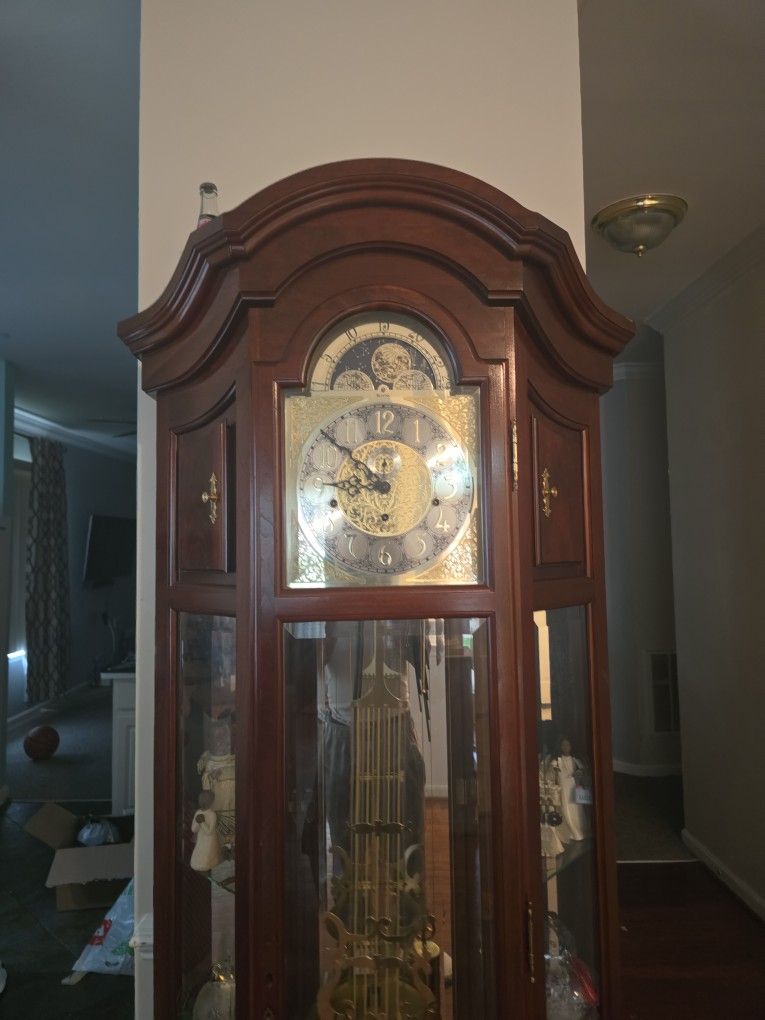 Bulova Howard Miller Grandfather Clock