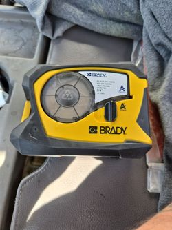 Brady M211 wifi printer