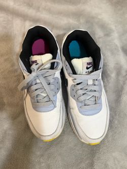 Nike air maxes