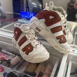 Nike Air With Basketball leather Size 2.5Y