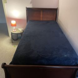 Twin Bed 