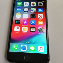 Unlocked iPhone 6S 64GB 97% Battery Life
