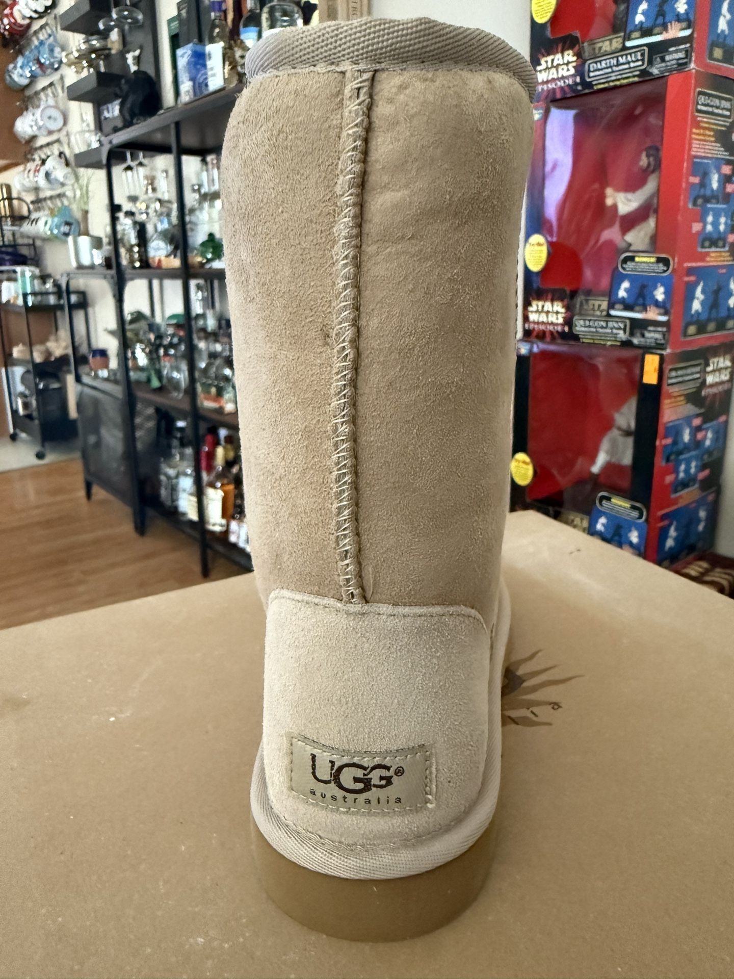 UGG Australia Classic Short Boots - Women’s Size 6, Sand (Style 5825)
