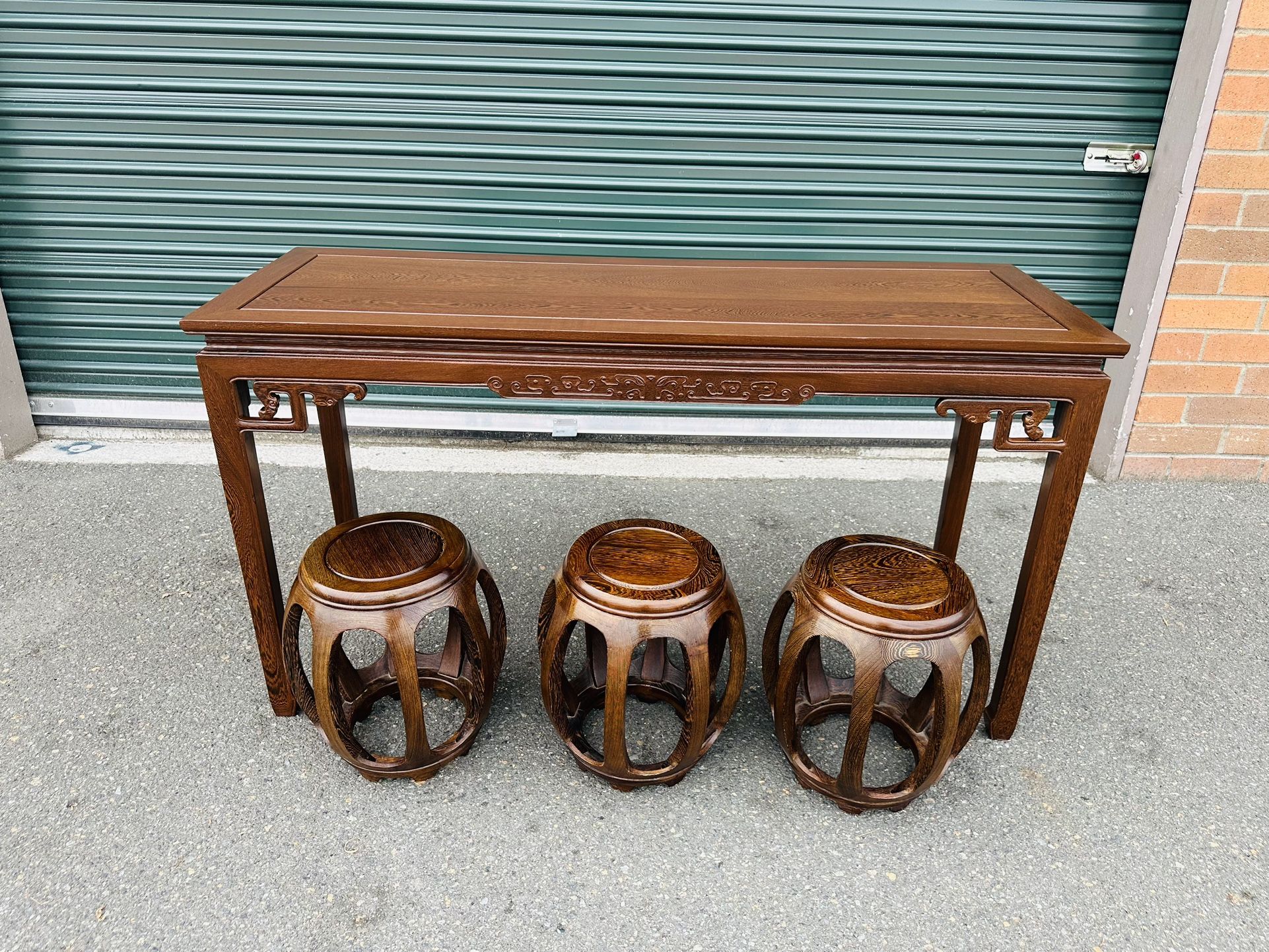 Beautiful Chinese Mid Century Solid Rosewood Table With Three Matching