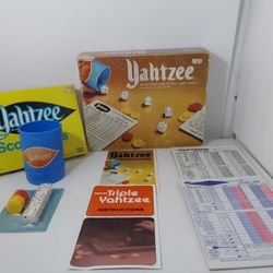 Vintage 1975 Yahtzee Game. E.S Lowe.  Made in U.S.A