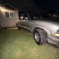 2001 Chevrolet S-10