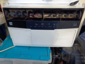6000 BTU Window unit WORKS GREAT