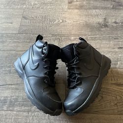Nike Manoa Kids Boots 