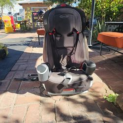 GRACO CAR SEAT