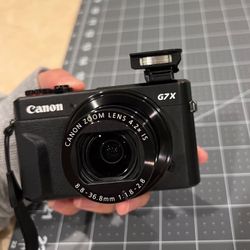 Canon PowerShot G7X Mark II