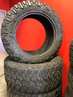 37x13.50R22 A set of used tires for $500💵